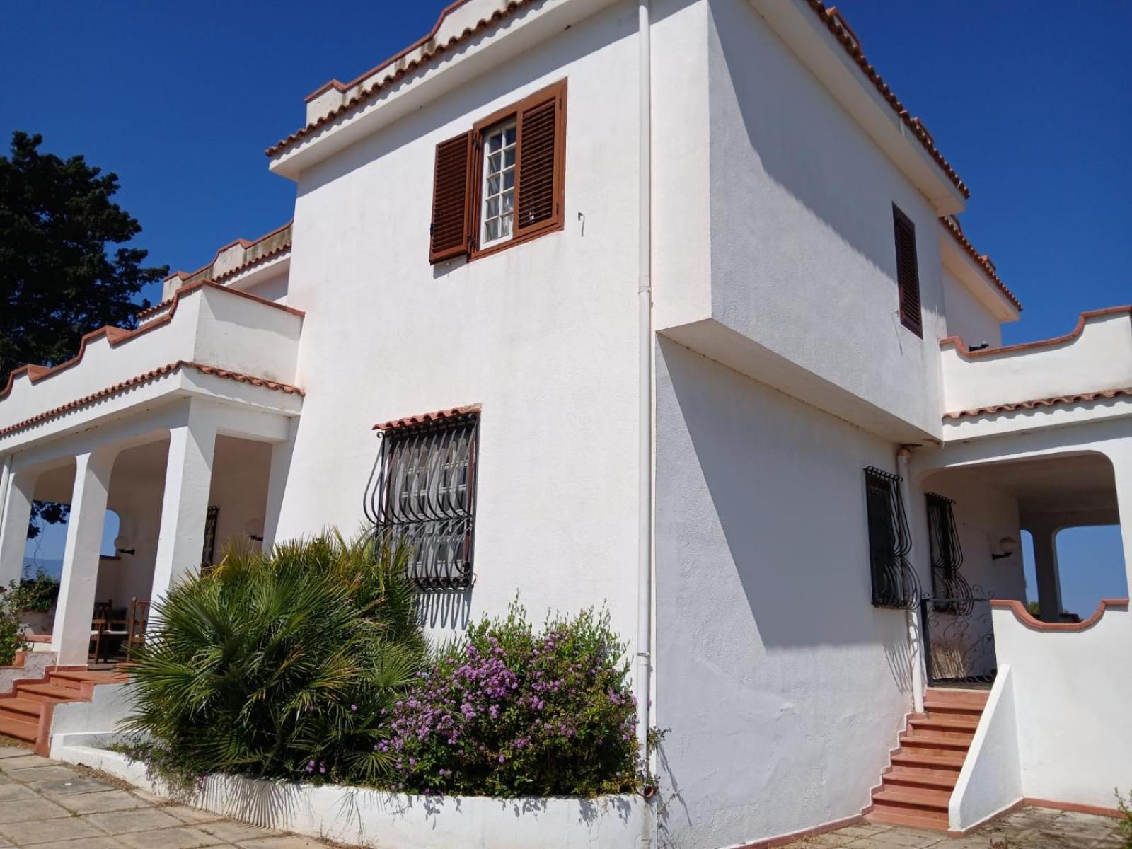Villa Nunziatella Badia Траппето Номер фото