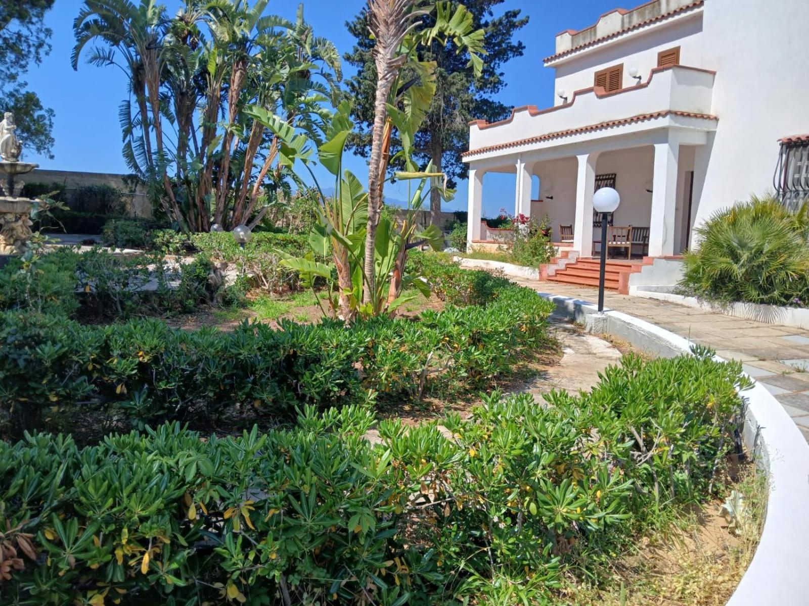 Villa Nunziatella Badia Траппето Номер фото